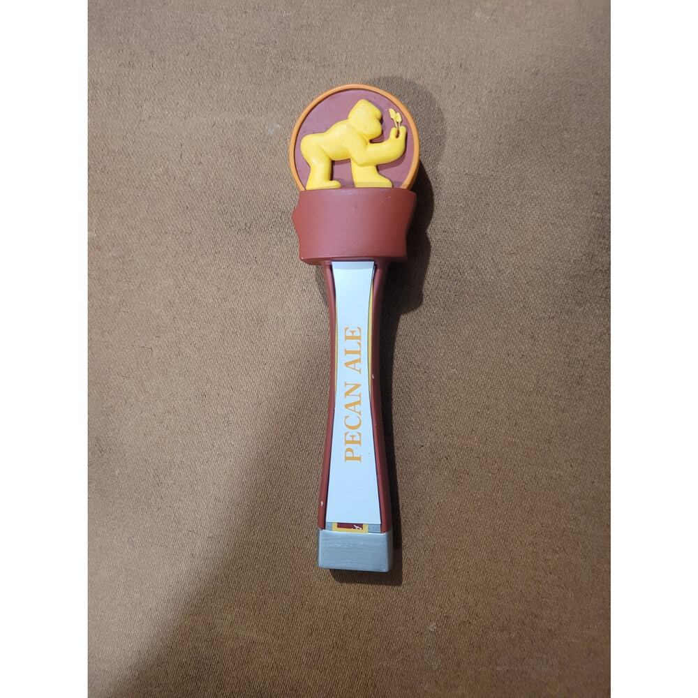tap handle Pecan Ale